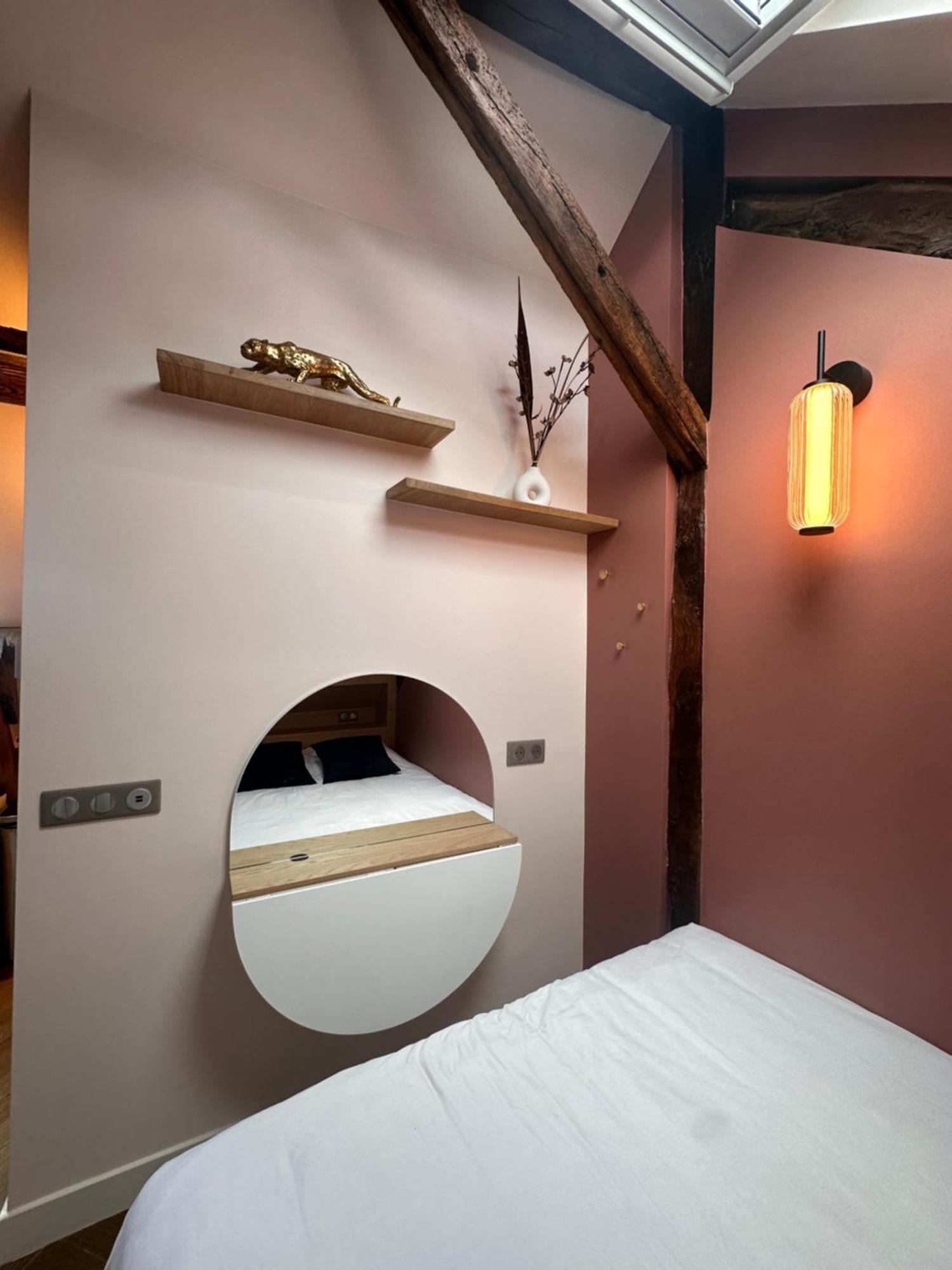 Nid D'Amour Sous Les Toits ! Honfleur Bagian luar foto